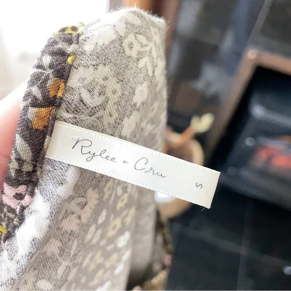 Rylee + Cru Dark Floral Hazel Shift Dress | Small - Picture 8 of 8